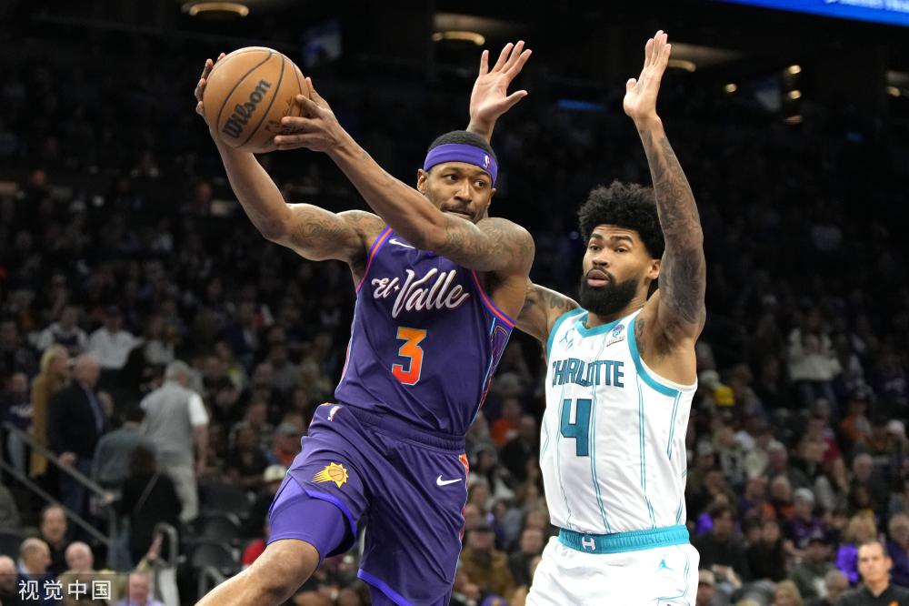 铿锵有力地 铿锵有力地