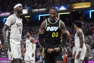 的舞台上 的舞台上