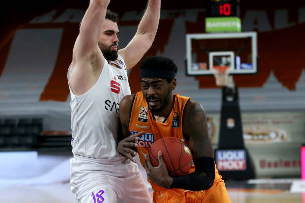 首次被逐 首次被逐